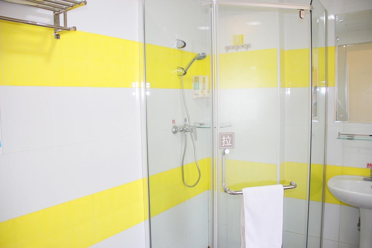 7Days Inn Shenzhen Long Hua Exterior foto